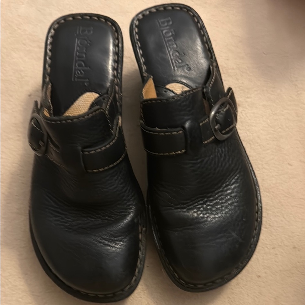 Birkenstock Black Mules & Clogs Classic Comfort